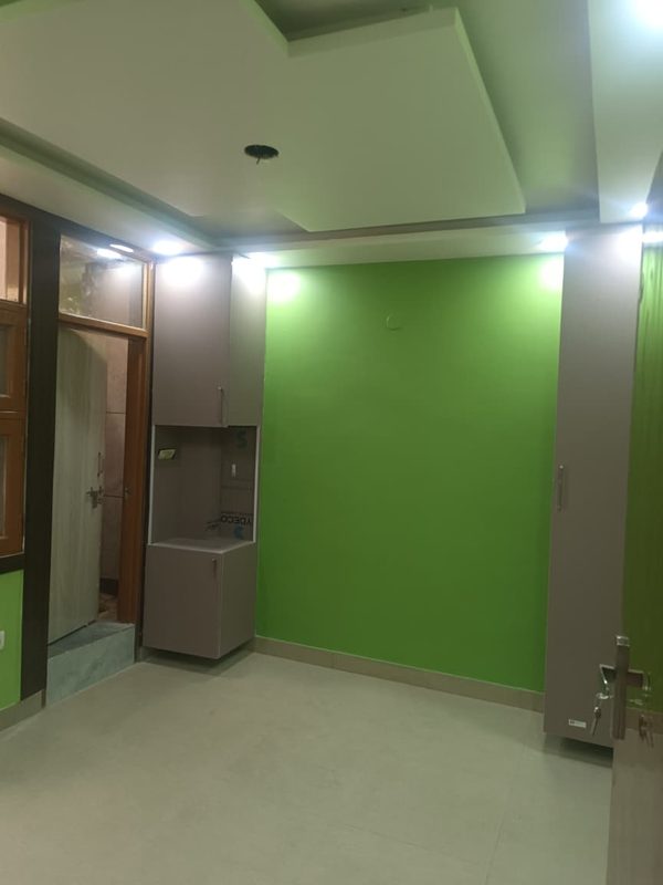 Spacious 2BHK in 75gaz in Sainik Nagar, Uttam Nagar